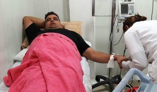 Rolando Ochoa fue llevado a urgencias a una clínica de la ciudad de Cartagena