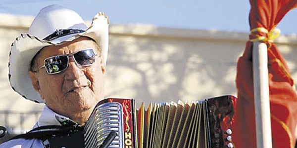 Carnaval de Barranquilla honra tradición cultural de Dolcey Gutiérrez