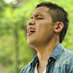 Cinco letras, La poesía echa canción.